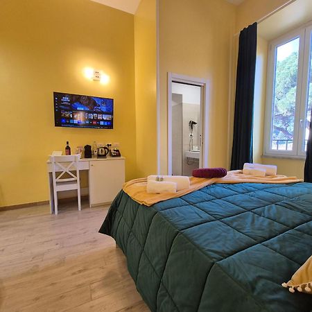 Residenze Serventi Longhi Róma Kültér fotó