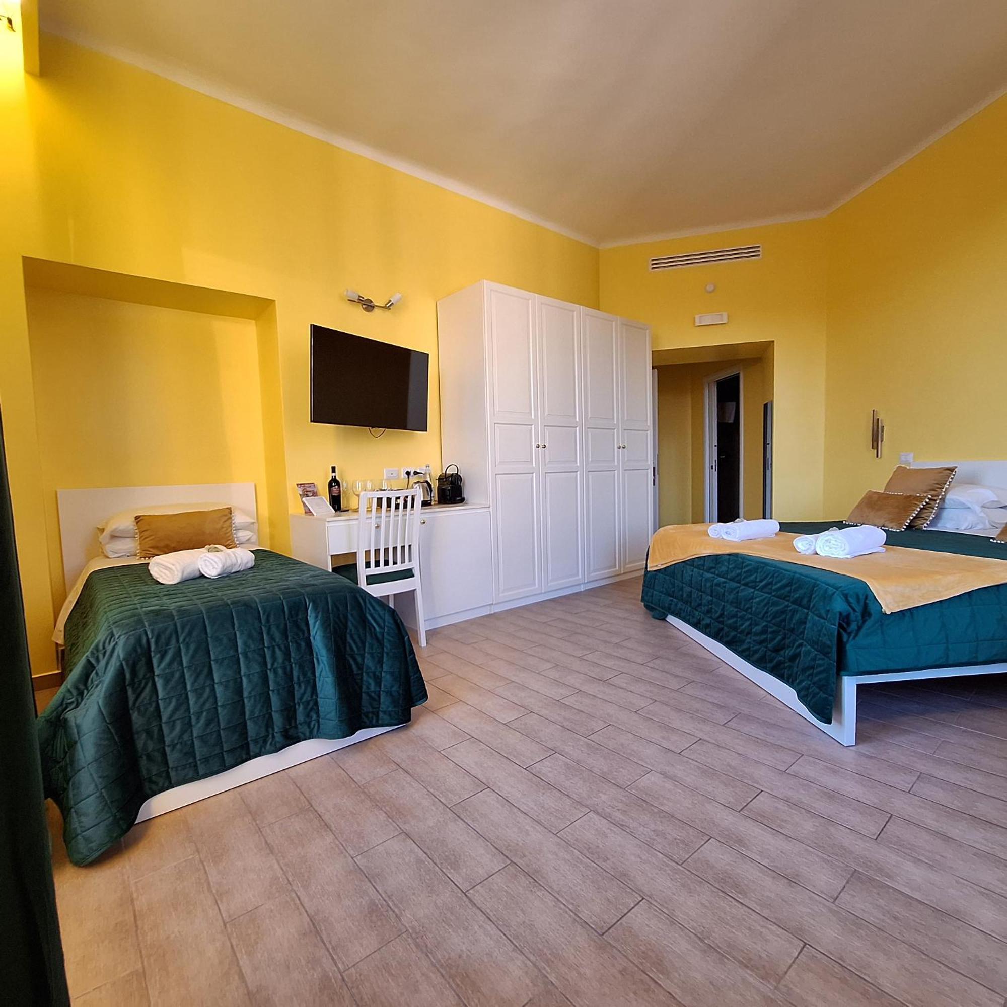 Residenze Serventi Longhi Róma Kültér fotó