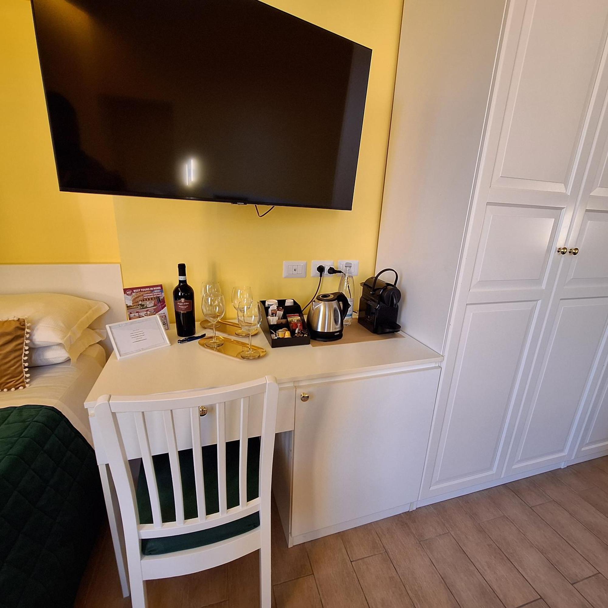 Residenze Serventi Longhi Róma Kültér fotó